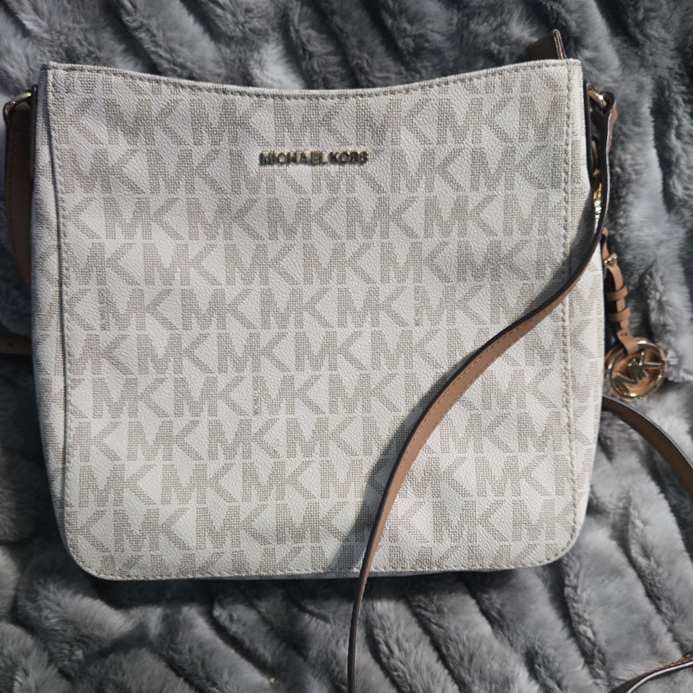 ** SOLD ** Michael Kors Crossbody Purse. Authentic